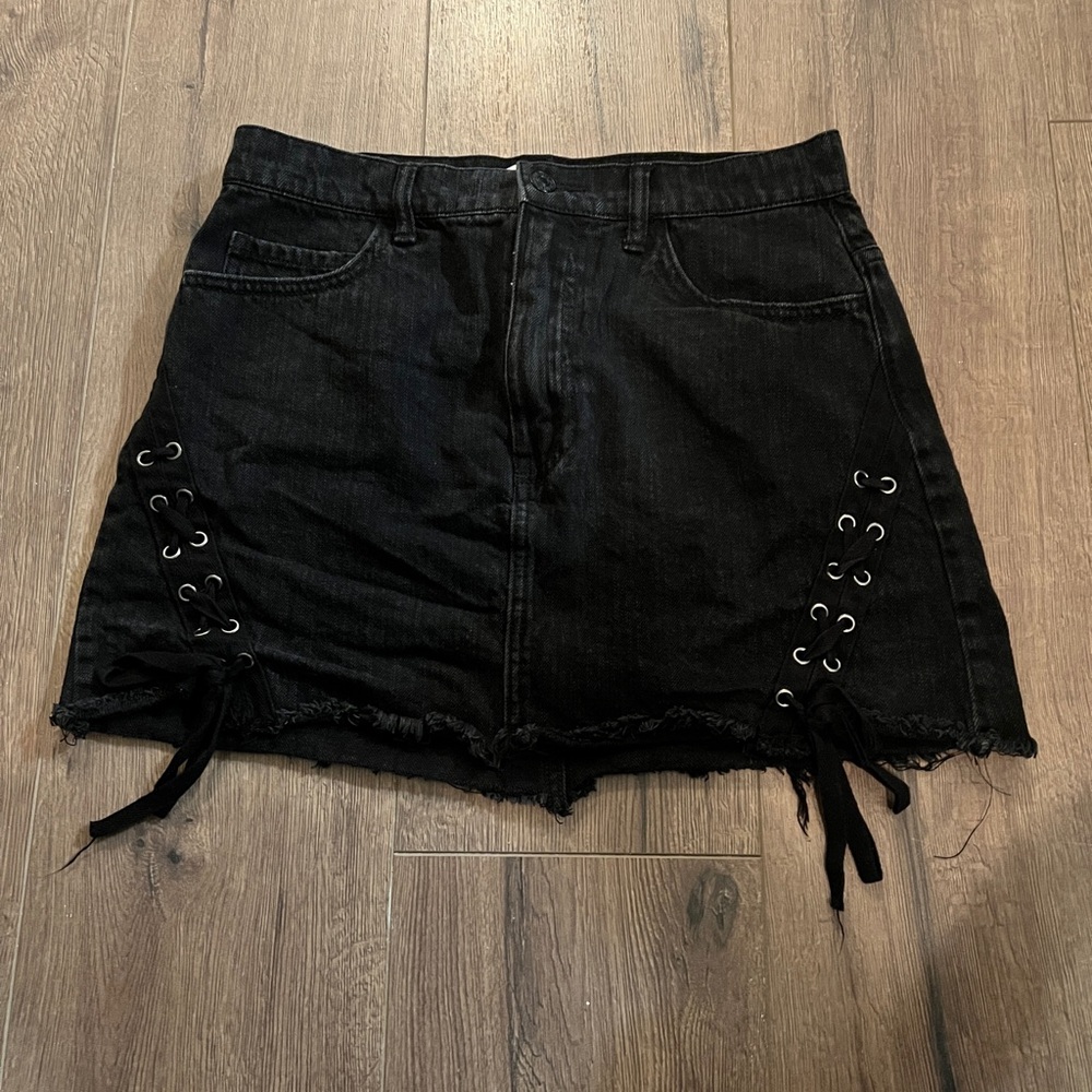 Forever 21 Black Skirt